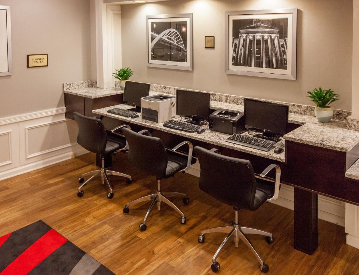 Holiday Inn Express Nashville-Downtown - Broadway By Ihg Ngoại thất bức ảnh