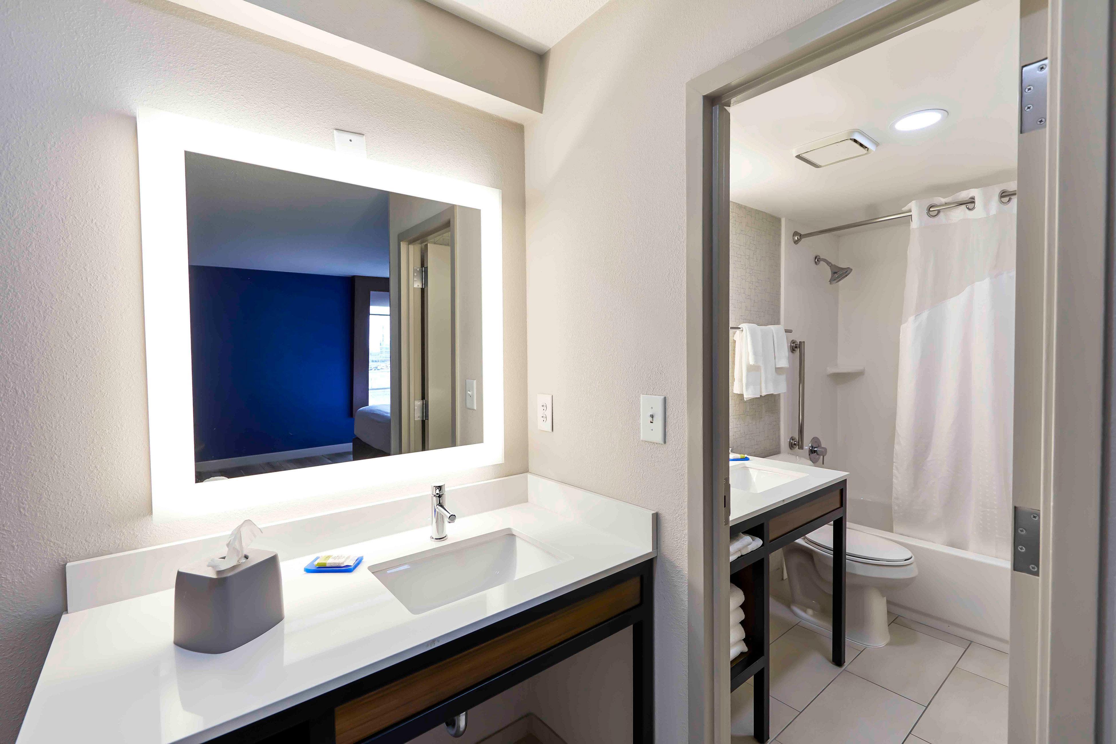 Holiday Inn Express Nashville-Downtown - Broadway By Ihg Ngoại thất bức ảnh