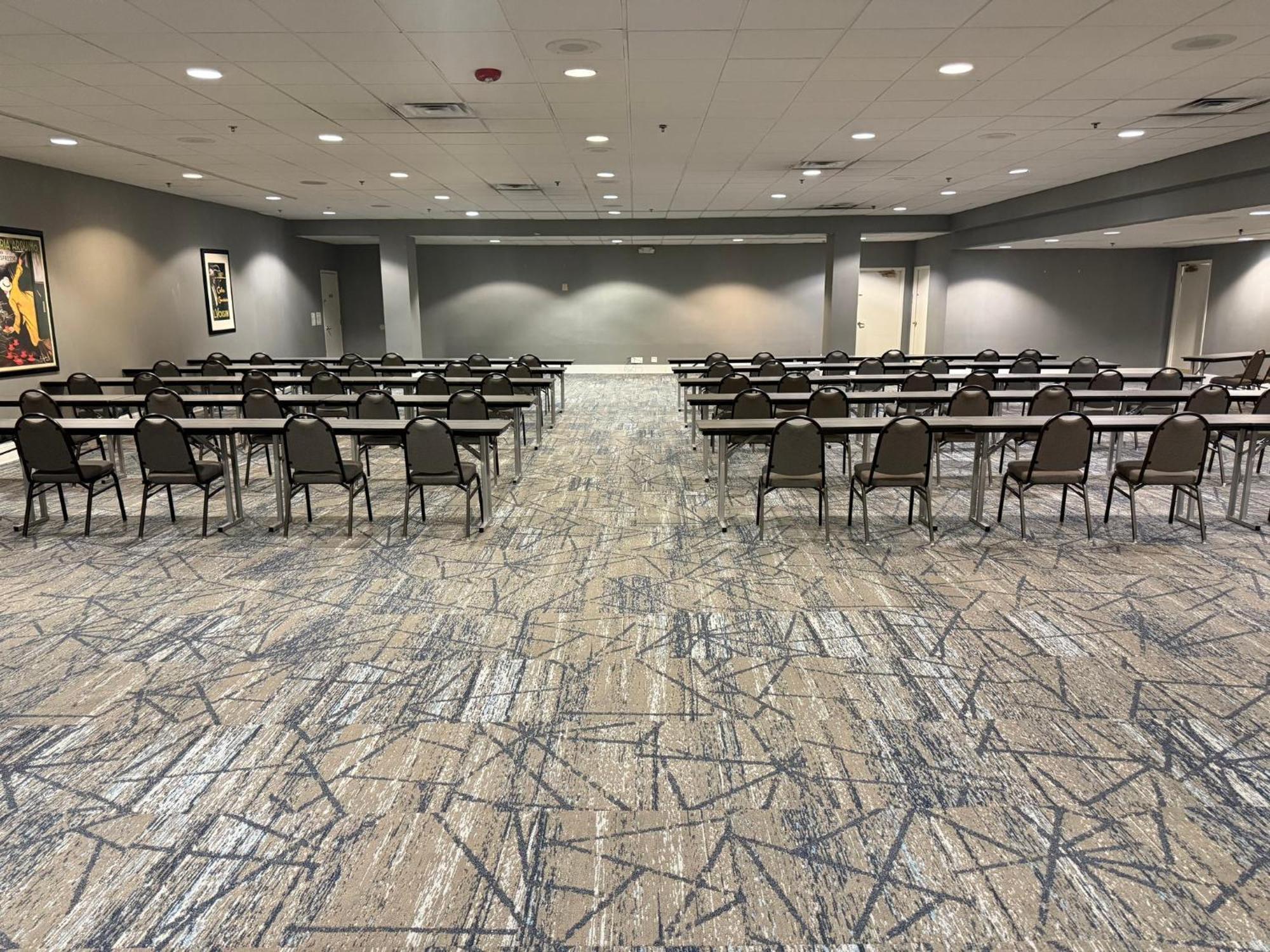 Holiday Inn Express Nashville-Downtown - Broadway By Ihg Ngoại thất bức ảnh