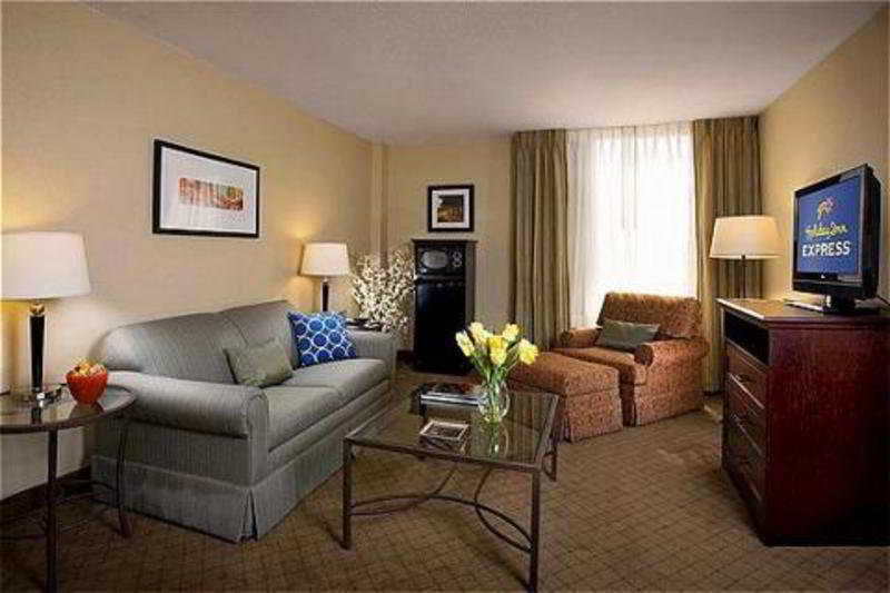 Holiday Inn Express Nashville-Downtown - Broadway By Ihg Phòng bức ảnh