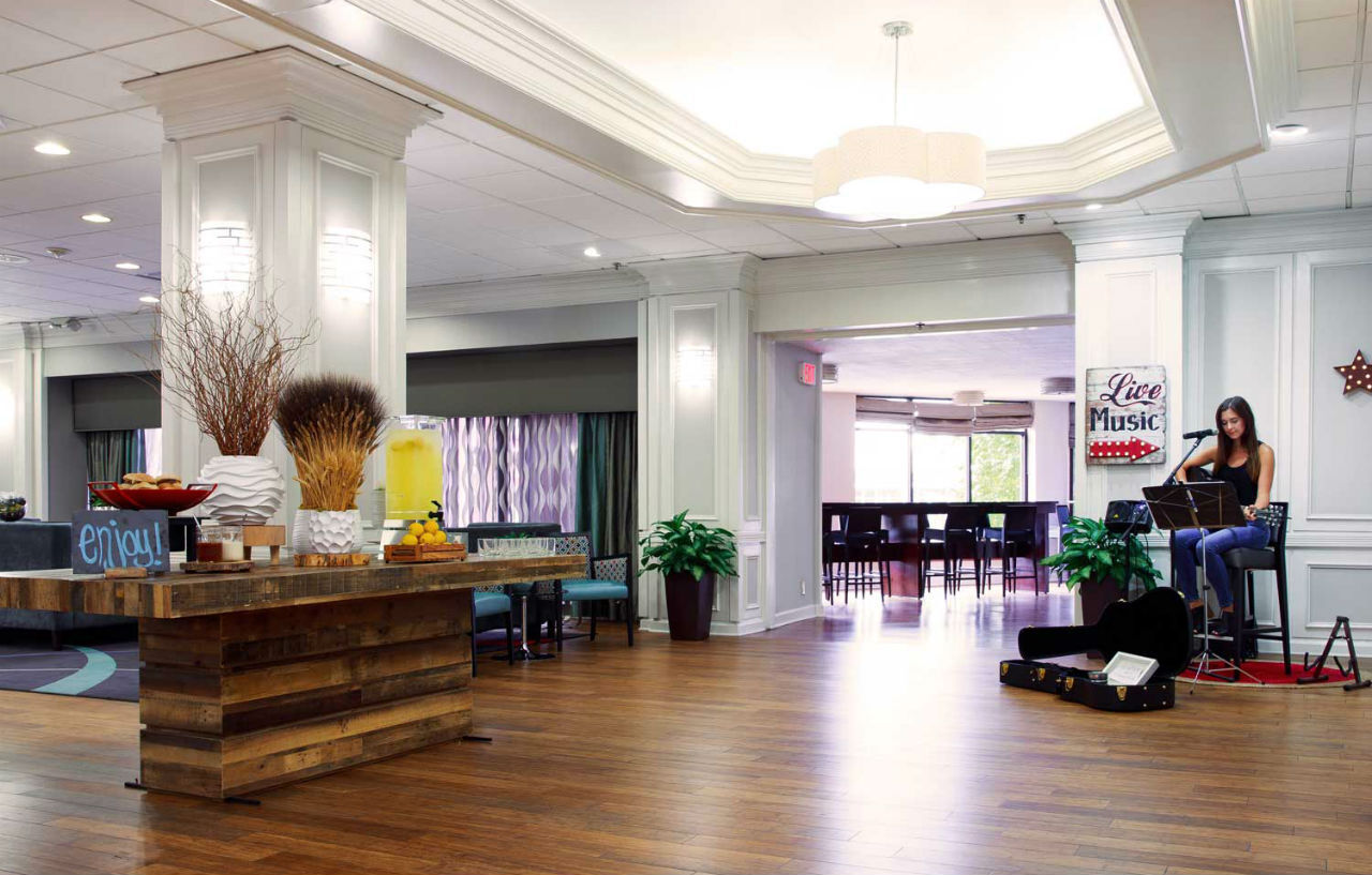 Holiday Inn Express Nashville-Downtown - Broadway By Ihg Ngoại thất bức ảnh